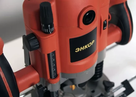 Фрезер ЭНКОР ФМЭ-1200/8Э  1/2 50260 купить в Нижневартовске