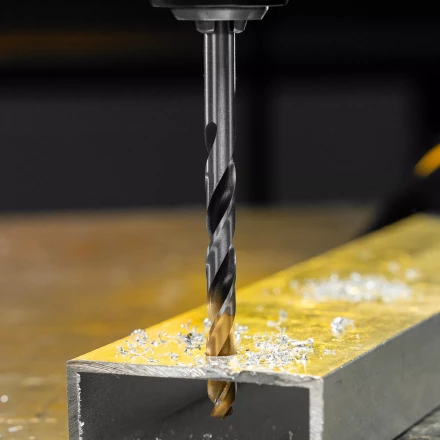 Сверло спиральное по металлу Denzel 7,5 x 109мм, Р6М5, Golden Tip, многогранная заточка, 718281 купить в Нижневартовске