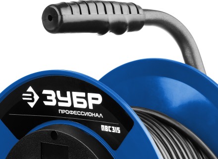 Удлинитель на катушке &quot;ПВС 315&quot;, 40 м, 3500 Вт, 4 гнезда, IP44, ПВС 3х1,5 кв мм, ЗУБР 55081-40 купить в Нижневартовске