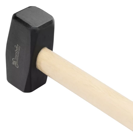 Кувалда, 4000 г, кованая головка, деревянная рукоятка 700мм Matrix 11031 купить в Нижневартовске