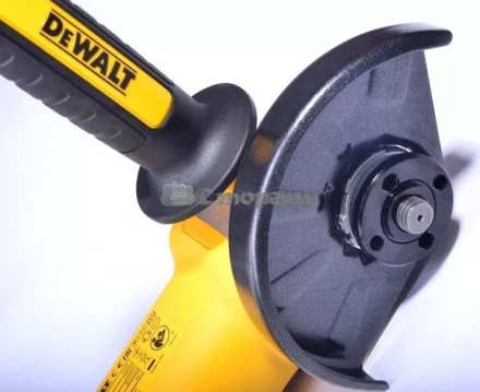 Угловая шлифмашина DeWalt DWE 4215 купить в Нижневартовске