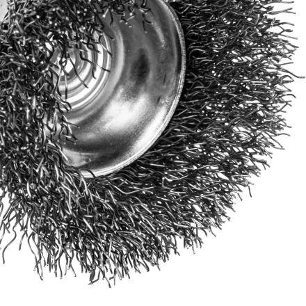 Набор щеток для дрели Denzel, 2 Плоские 50-75мм, 3 Чашки 25-50-75мм, шпилька,  нерж.вит. проволока 74493 купить в Нижневартовске