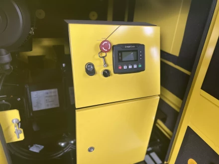 Дизельный генератор Vektor AD-30Y-T400 в шумозащитном кожухе с АВР купить в Нижневартовске