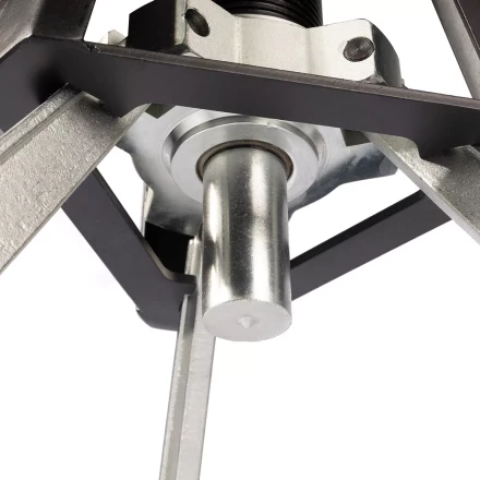 Съемник гидравлический самоцентрирующийся автономный КВТ СГСА-10К со встроенным насосом усилием 10 т (91805) купить в Нижневартовске