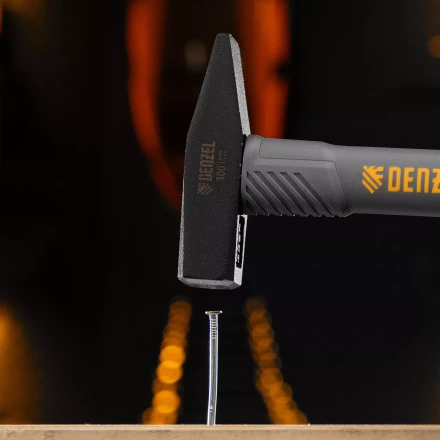 Молоток слесарный, 300 г Denzel, кованый, фибергласовая рукоятка c TPR покрытием 10483 купить в Нижневартовске