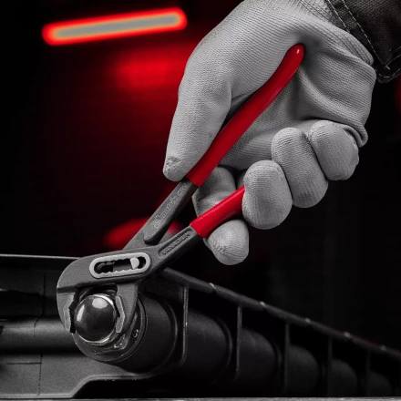 Клещи переставные Matrix 180 мм, хром-ванадий, обливные рукоятки, 17920 купить в Нижневартовске