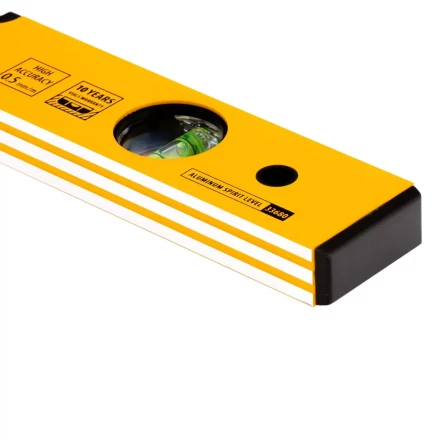 Уровень алюминиевый, 400 мм, фрезерованный, 3 глазка Denzel 33680 купить в Нижневартовске