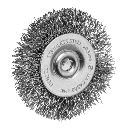Набор щеток для дрели, 1 Плоская 50мм, 2 Чашки 25-50мм, шпилька, нерж. вит. проволока Denzel 74491 купить в Нижневартовске