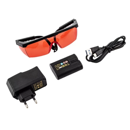 Лазерный уровень мультипризменный LX 360-3 Red, 30 м, 635 нм, аккумулятор Li 2800 мАч, резьба 5/8" Denzel 35077 купить в Нижневартовске