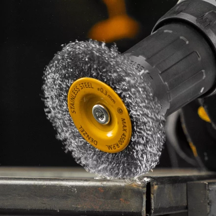 Щетка для дрели, 75 мм, Плоская, со шпилькой, нержавеющая витая проволока Denzel 744603 купить в Нижневартовске