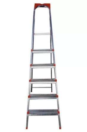 Стремянка стальная оцинков. Энкор 6 ступеней 69673 купить в Нижневартовске