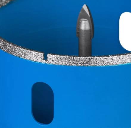 Коронка ЗУБР алмазная в сборе по кафелю, керамике с центрирующим сверлом и имбусовым ключом, зерно 60, 68мм 29850-68 купить в Нижневартовске