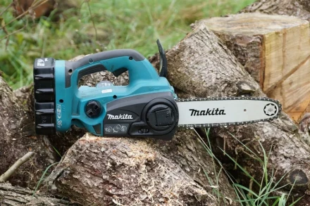 Аккумуляторная цепная пила Makita DUC302RF2 (2*3Ач, ЗУ) купить в Нижневартовске