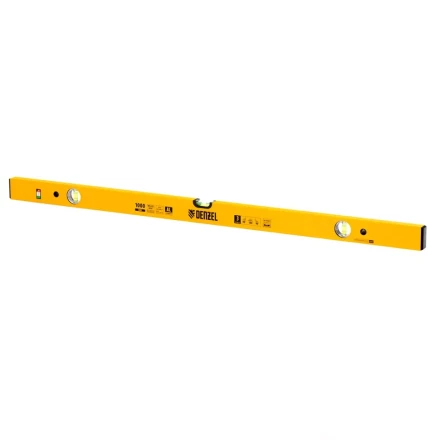 Уровень алюминиевый, 1000 мм, фрезерованный, 3 глазка Denzel 33683 купить в Нижневартовске