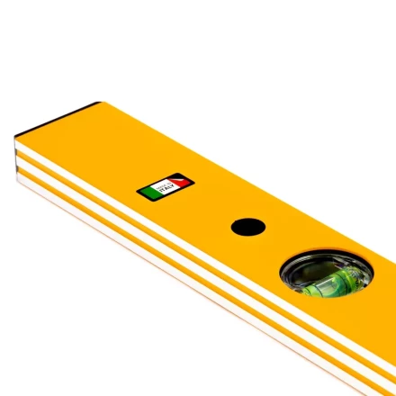 Уровень алюминиевый, 1000 мм, фрезерованный, 3 глазка Denzel 33683 купить в Нижневартовске