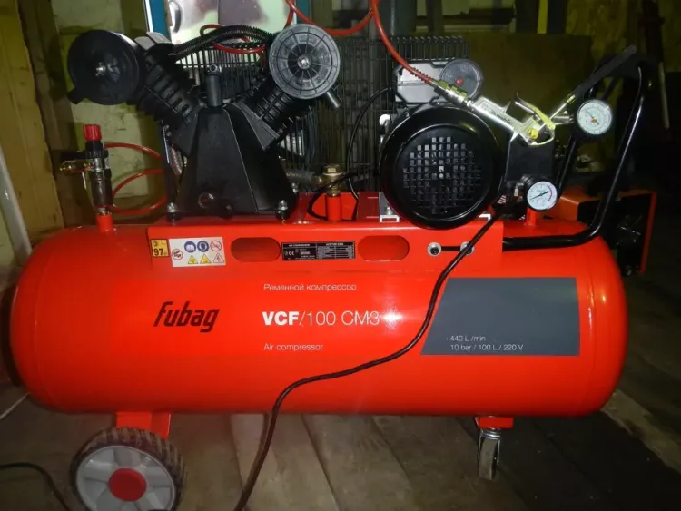 Компрессор масляный поршневой ременной VCF/100 CM3 FUBAG купить в Нижневартовске