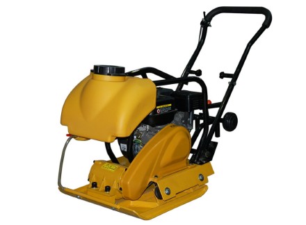 Виброплита TOR C-60(X)  67кг, 15кН (Loncin) бак, коврик, колесный комплект 1049240 купить в Нижневартовске
