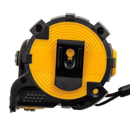 Рулетка Denzel 3м х 16мм, автоматич. фиксац., нейлон. покрытие, магнит. зацеп, двухстор. разметка, 31520 купить в Нижневартовске