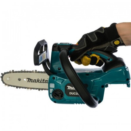 Аккумуляторная цепная пила 18V Makita DUC204RT (АКБ 5 Ач, ЗУ) купить в Нижневартовске