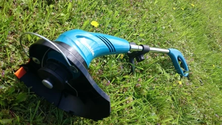 Триммер UR3000 Makita купить в Нижневартовске