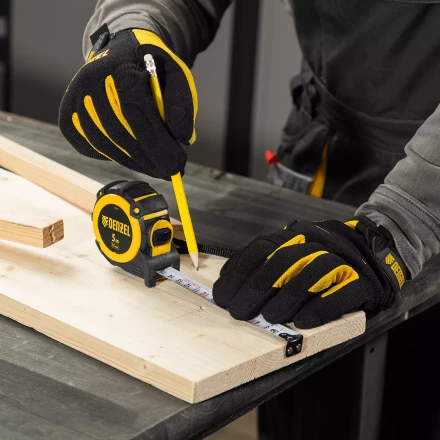 Рулетка Denzel 5м х 19мм, автоматич. фиксац., нейлон. покрытие, магнит. зацеп, двухстор. разметка, 31521 купить в Нижневартовске