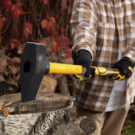 Колун-кувалда 4000 г Denzel 21852, кованая, фибергласовая  рукоятка c TPR покрытием, 880 мм купить в Нижневартовске