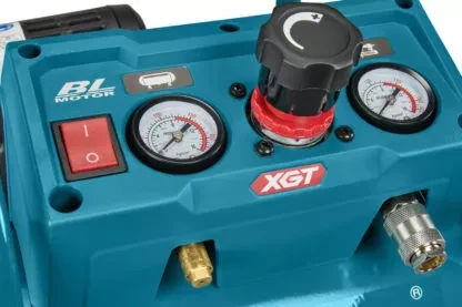 Компрессор аккумуляторный  Makita AC001GZ (9.3 bar, 40V,  без АКБ и ЗУ) купить в Нижневартовске