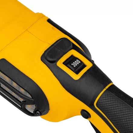 Машина полировальная Denzel CP-180, 1400 Вт, 180 мм, 0-3000 об/мин 27701 купить в Нижневартовске