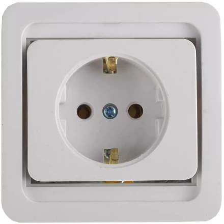 Розетка СВЕТОЗАР "ГАММА" одинарная, с заземлением, цвет белый, 16А/~250В SV-54105-W купить в Нижневартовске