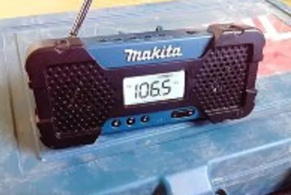 Радио Makita MR051 купить в Нижневартовске