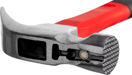 Молоток-гвоздодер ЗУБР &quot;МАСТЕР&quot;, боек c магнитом и фиберглассовой рукояткой, 450 г 20356-450 купить в Нижневартовске