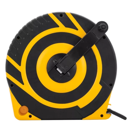 Рулетка геодезическая 50 м х 15 мм  Denzel 31292, закрытый корпус, фиберглассовая лента купить в Нижневартовске