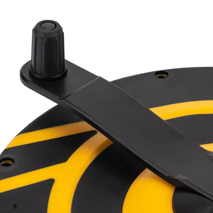 Рулетка геодезическая 50 м х 15 мм  Denzel 31292, закрытый корпус, фиберглассовая лента купить в Нижневартовске