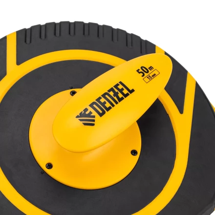 Рулетка геодезическая 50 м х 15 мм  Denzel 31292, закрытый корпус, фиберглассовая лента купить в Нижневартовске
