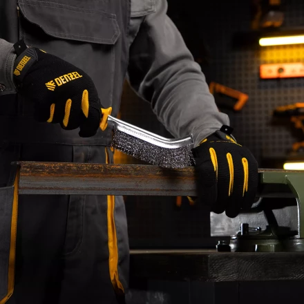 Щетка металлическая с пластмассовой ручкой, нержавеющая проволока Denzel 748287 купить в Нижневартовске