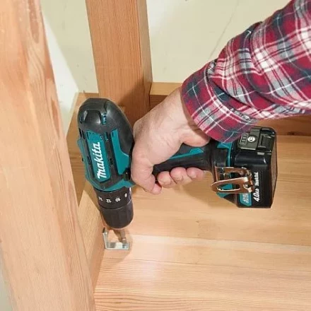 Дрель-шуруповерт аккумуляторная Makita DF331DWAE купить в Нижневартовске