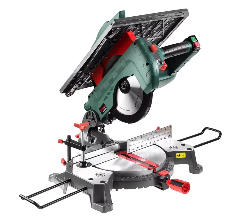 Пила торцовочная Hammer Flex STL1800/250C купить в Нижневартовске