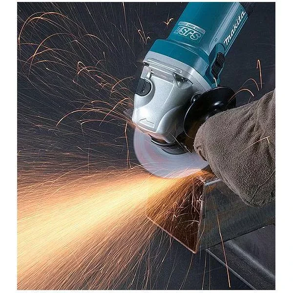 Шлифмашина УШМ Makita GA6040 купить в Нижневартовске