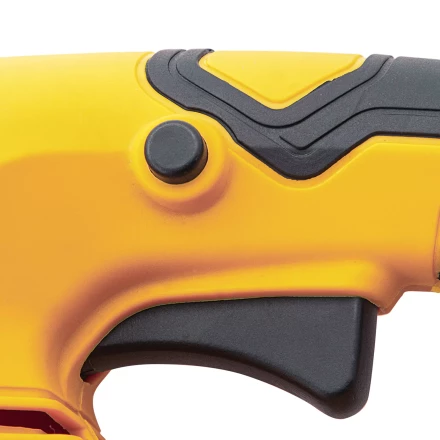 Пила цепная электрическая Denzel EDS-2000, 2 кВт,продольная, шина 40 см, шаг 3/8, паз 1.3 мм, 56 звеньев 95618 купить в Нижневартовске