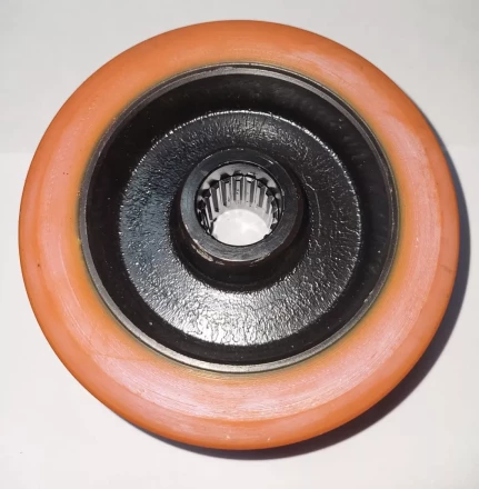 Колесо ведущее 140х55 для тележки гидравлической PPT18H/20Н 1011977 купить в Нижневартовске