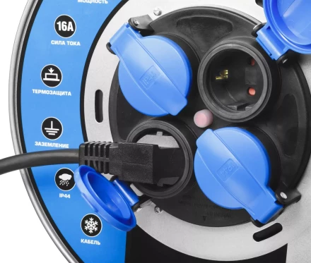 Удлинитель ЗУБР "ПРОФИ" на металл катушке, КГ 3х1,5кв мм, морозостойкий, 4 гнезда, IP44, макс мощность 3500Вт, 40м 55085-40 купить в Нижневартовске
