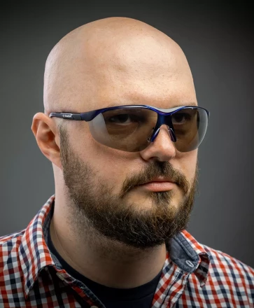 ЗУБР ПРОГРЕСС, открытого типа, серые, стекло устойчивое к царапинам и запотеванию, защитные очки, Профессионал (110323) купить в Нижневартовске