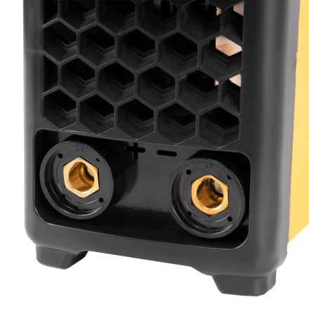 Аппарат инвертор. дуговой сварки SDM-220 Top, 220 А, ПВ 60%// Denzel 94357 купить в Нижневартовске