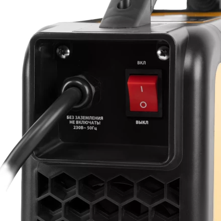 Аппарат инвертор. дуговой сварки SDM-220 Top, 220 А, ПВ 60% кейс// Denzel 94358 купить в Нижневартовске