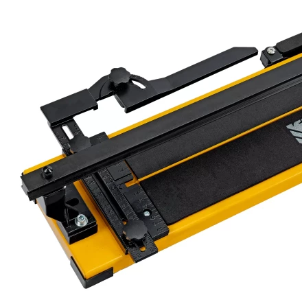 Плиткорез рельсовый Denzel 600х16мм, каретка на подш., стальная станина, усил. рукоятка-пенал 877014 купить в Нижневартовске