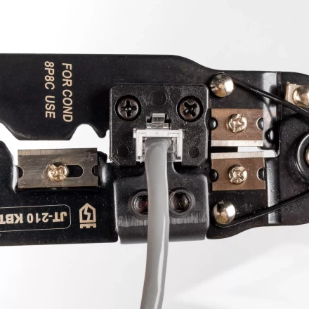 Кримпер многофункциональный КВТ JT-210 со встроенным модулем для обжима RJ-45 (84824) купить в Нижневартовске