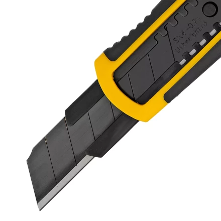 Нож Denzel, 18 мм, сменное лезвие, SK4, корпус из ABS + TPR, торцевой зажим, 78903 купить в Нижневартовске