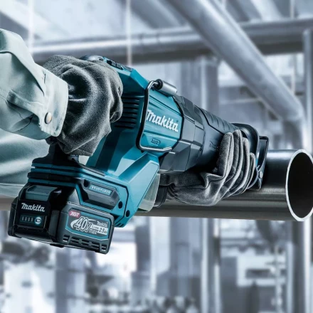 Аккумуляторная сабельная пила Makita XGT JR001GM201 купить в Нижневартовске