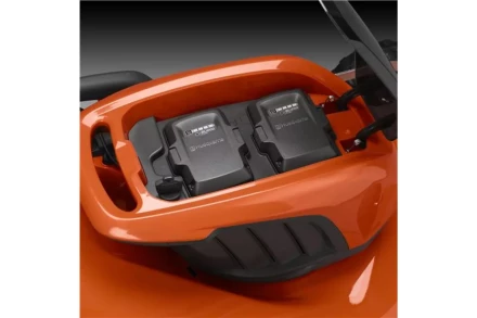 Аккумуляторная газонокосилка, самоходная Husqvarna LC347iV купить в Нижневартовске