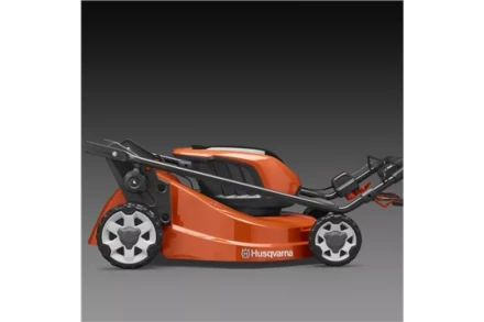 Аккумуляторная газонокосилка, самоходная Husqvarna LC347iV купить в Нижневартовске